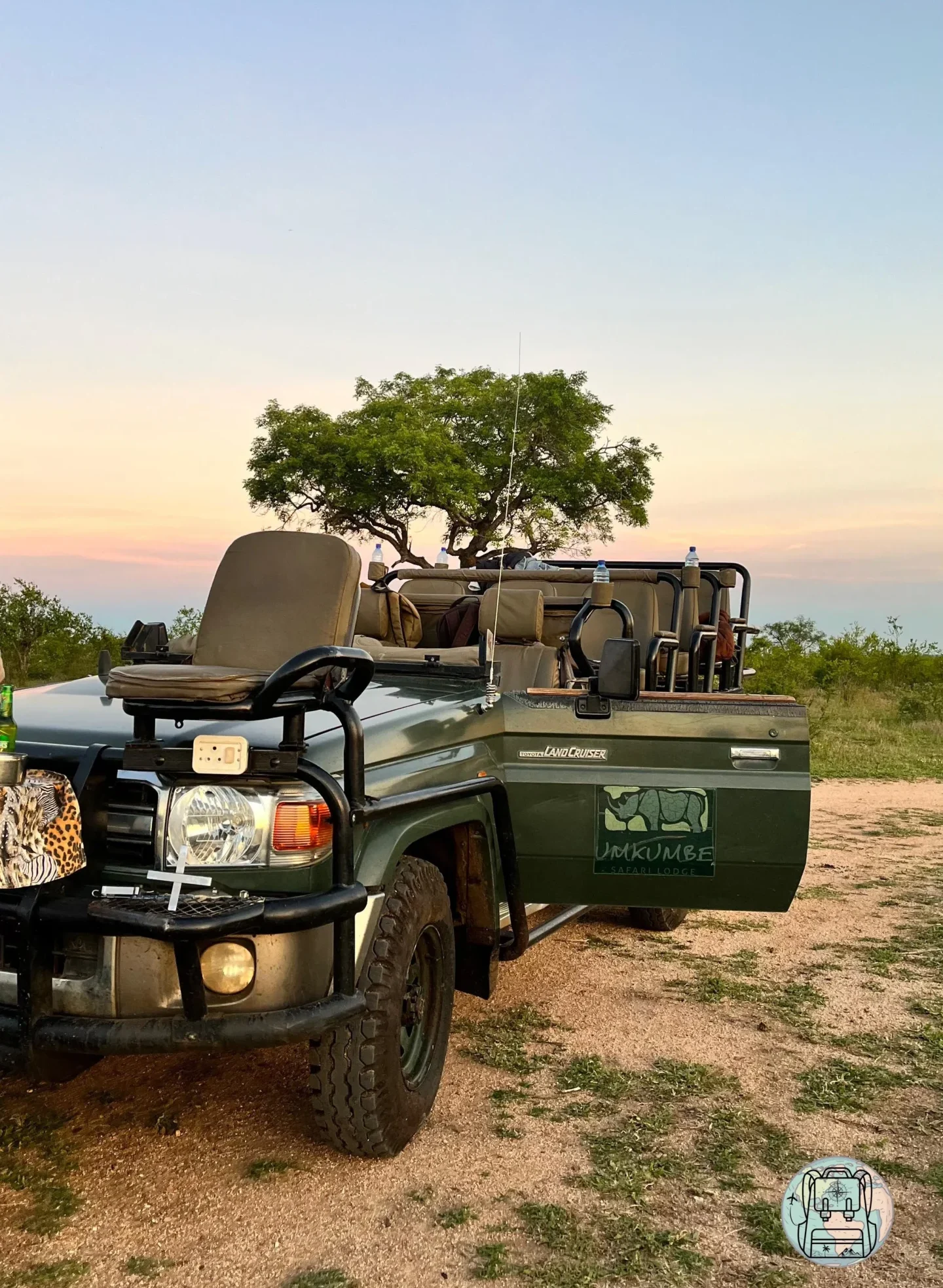 Vehículo 4x4 abierto para safari fotográfico en Sabi Sands Game Reserve